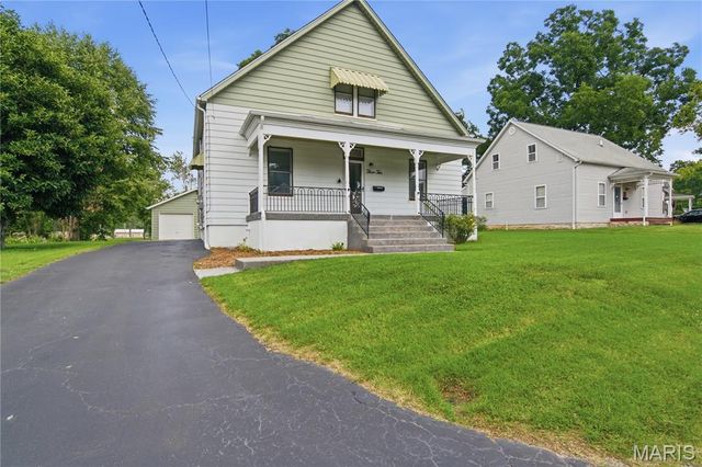 310 N Briegel Street, Columbia, IL 62236