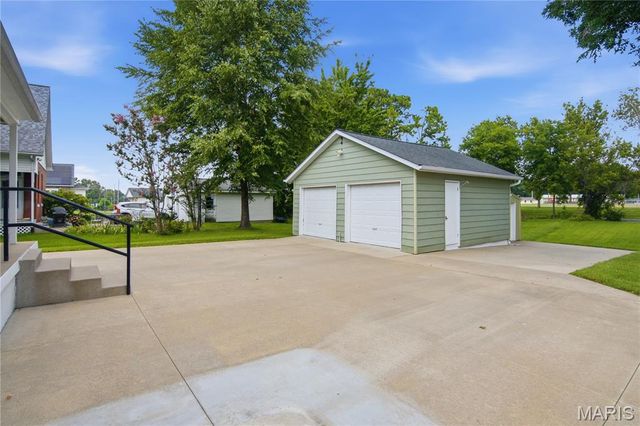 310 N Briegel Street, Columbia, IL 62236