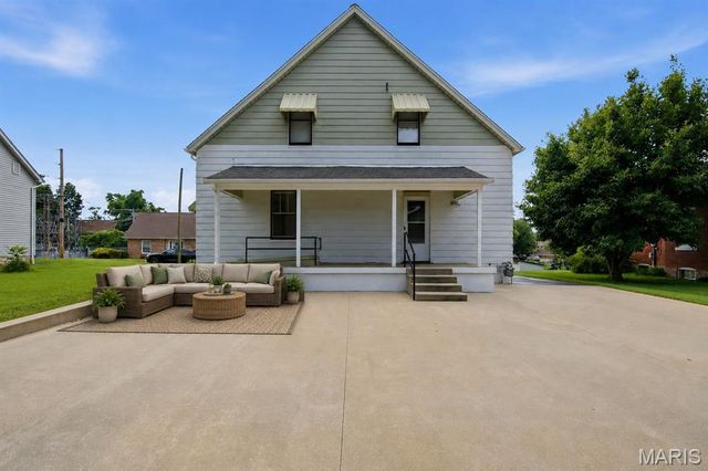 310 N Briegel Street, Columbia, IL 62236