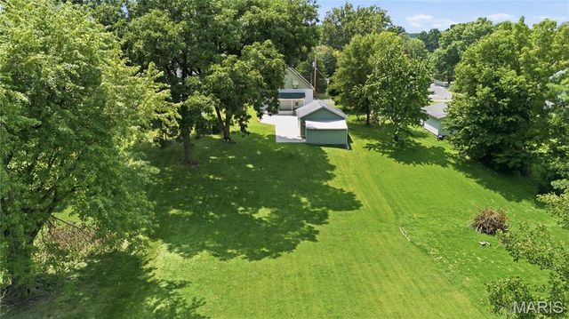 310 N Briegel Street, Columbia, IL 62236