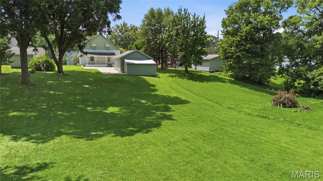 310 N Briegel Street, Columbia, IL 62236
