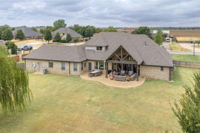 3600 Wimberley Creek Drive, Yukon, OK 73099