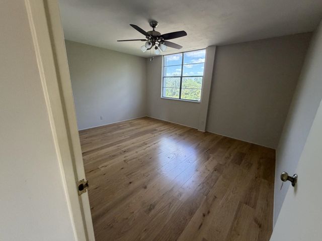 2277 Union Ave Apt 611, Memphis, TN 38104