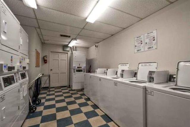 2277 Union Ave Apt 611, Memphis, TN 38104