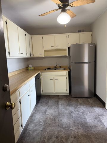 2277 Union Ave Apt 611, Memphis, TN 38104