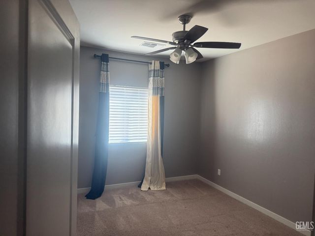 7809 Bandelier Drive, Bakersfield, CA 93313