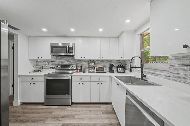 11592 110TH TERRACE, Largo, FL 33778