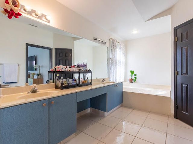 6155 Golf Villas Drive, Boynton Beach, FL 33437