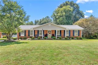 4161 Kynwood Drive, Trinity, NC 27370