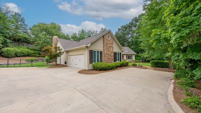 4 Stonewood Court, Columbus, GA 31904