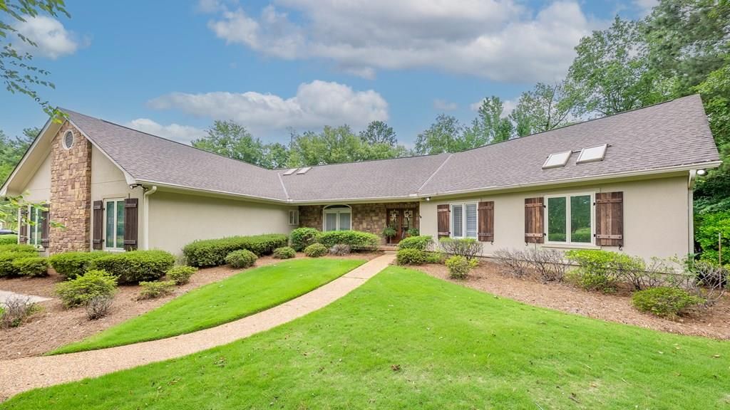 4 Stonewood Court, Columbus, GA 31904