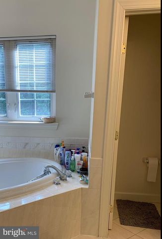 67 CALABASH CT, Rockville, MD 20850