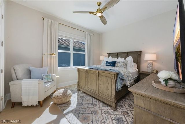 8766 Calypso CT, Naples, FL 34112