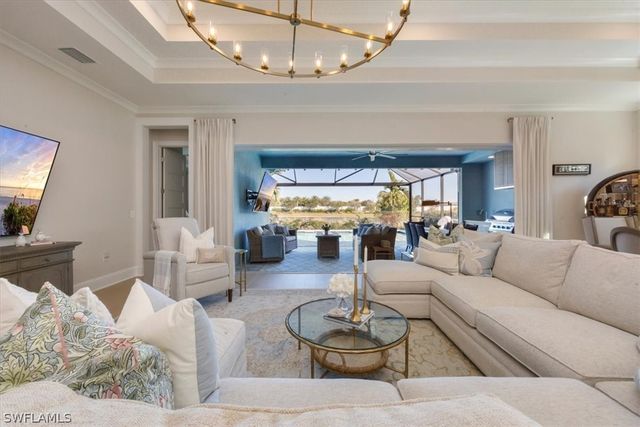 8766 Calypso CT, Naples, FL 34112