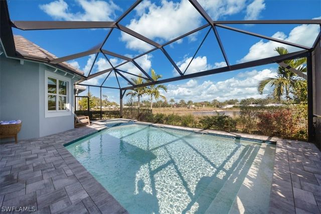 8766 Calypso CT, Naples, FL 34112