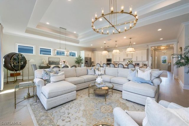 8766 Calypso CT, Naples, FL 34112