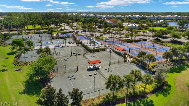 8766 Calypso CT, Naples, FL 34112