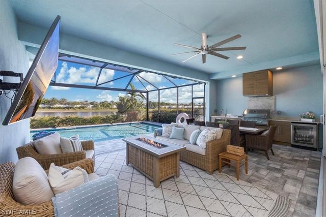 8766 Calypso CT, Naples, FL 34112