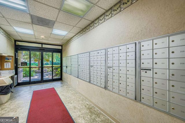 1800 Clairmont Lake A325, Decatur, GA 30033