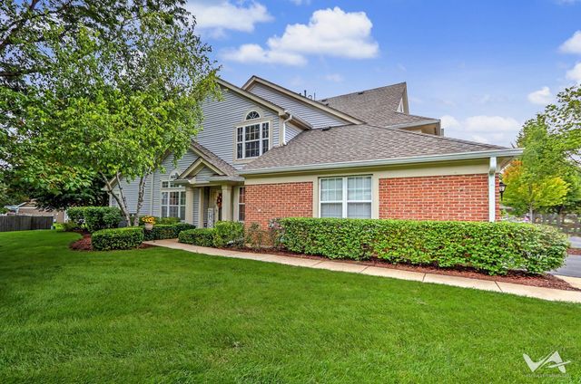 1628 Columbia Circle 1, Bartlett, IL 60103