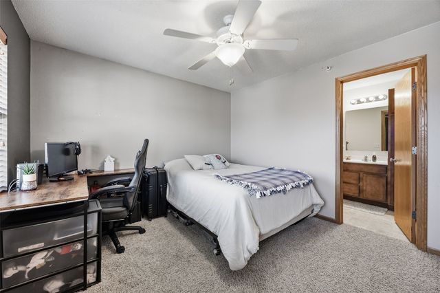 900 Rachael Street 304, North Liberty, IA 52317