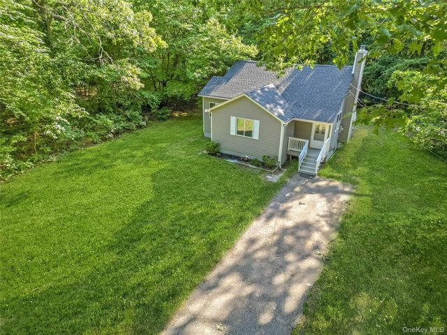 114 Wilson Avenue, Medford, NY 11763