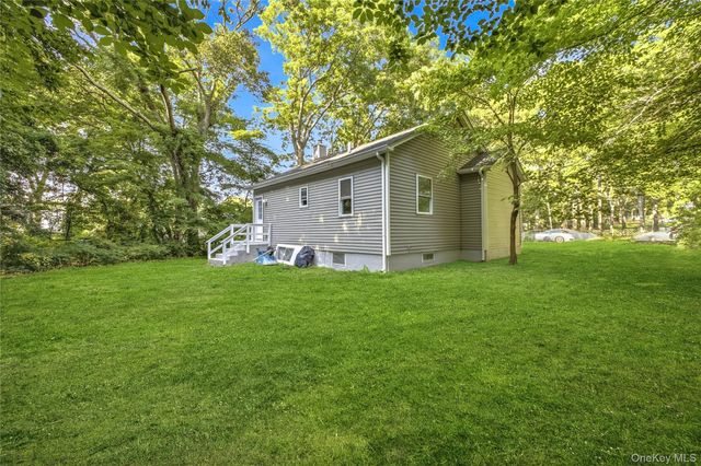 114 Wilson Avenue, Medford, NY 11763