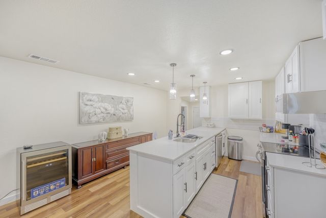 207 Young Street, Waxahachie, TX 75165