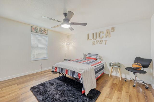 207 Young Street, Waxahachie, TX 75165