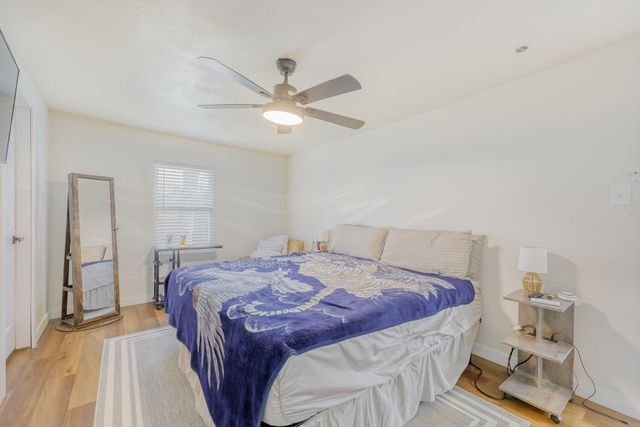 207 Young Street, Waxahachie, TX 75165