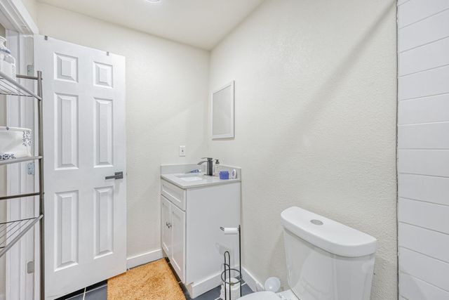 207 Young Street, Waxahachie, TX 75165