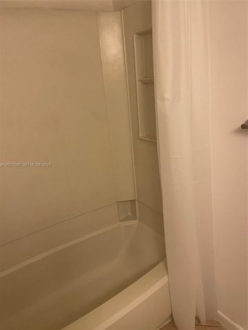 2771 Riverside Drive 517-A, Coral Springs, FL 33065