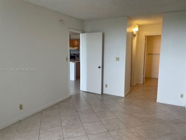 2771 Riverside Drive 517-A, Coral Springs, FL 33065