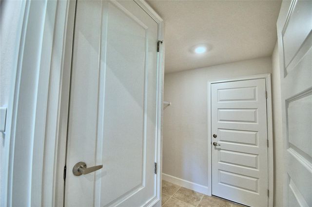 1222 HICKORY NUT DRIVE, Lake Wales, FL 33898