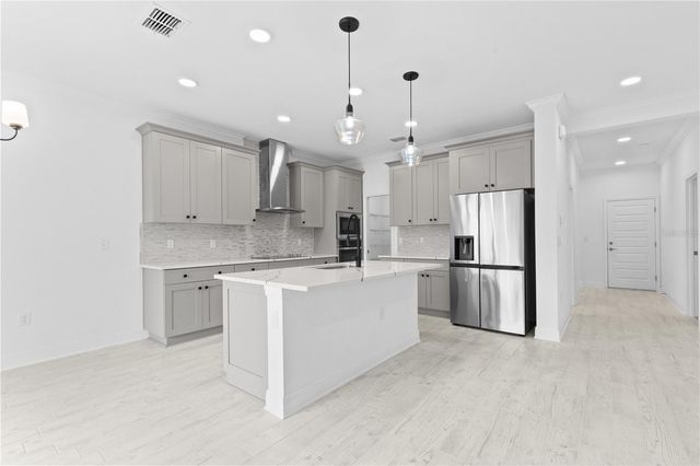 7421 NOTCHED PINE BEND, Wesley Chapel, FL 33545