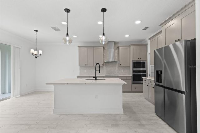 7421 NOTCHED PINE BEND, Wesley Chapel, FL 33545