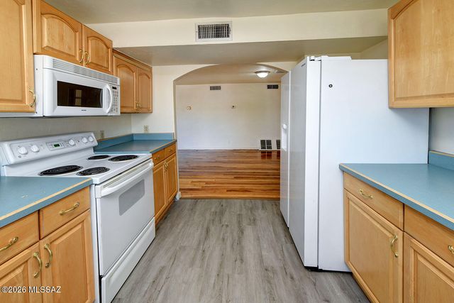 1011 E Halcyon Road, Tucson, AZ 85719