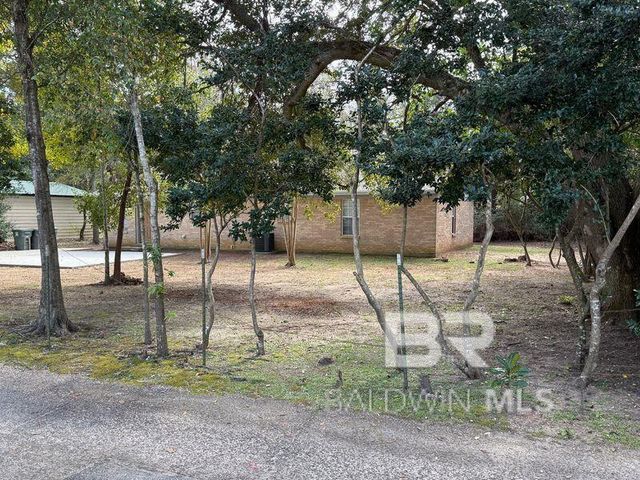 317 E Orange Avenue, Foley, AL 36535