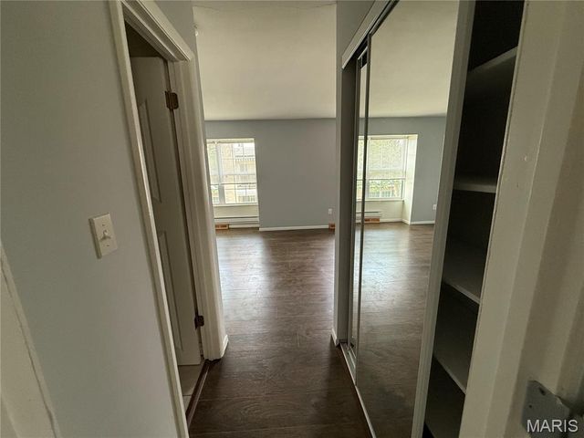 846 Dumont Place, St Louis, MO 63125