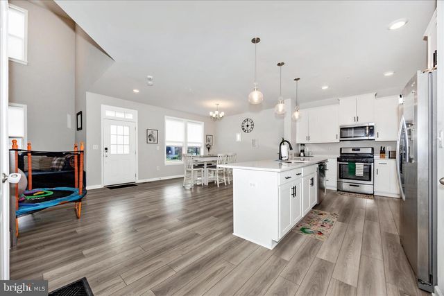 1701 EVANSBERRY DR, Frederick, MD 21701