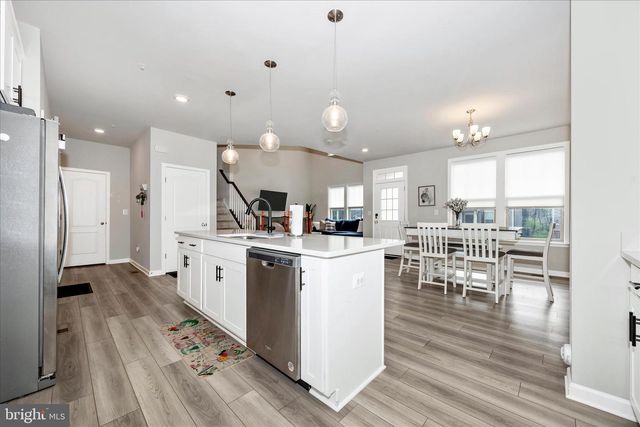1701 EVANSBERRY DR, Frederick, MD 21701