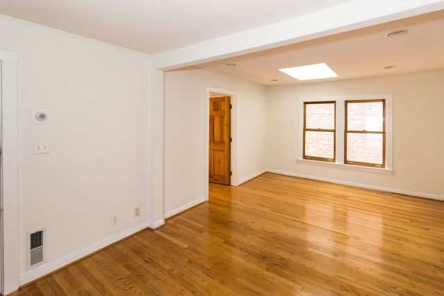 3246 N Richmond Street, Chicago, IL 60618