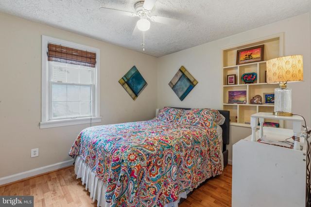 6935 KENFIG DR, Falls Church, VA 22042
