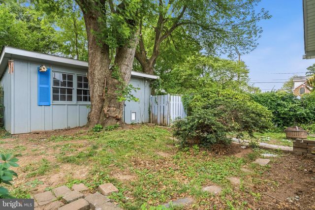 6935 KENFIG DR, Falls Church, VA 22042