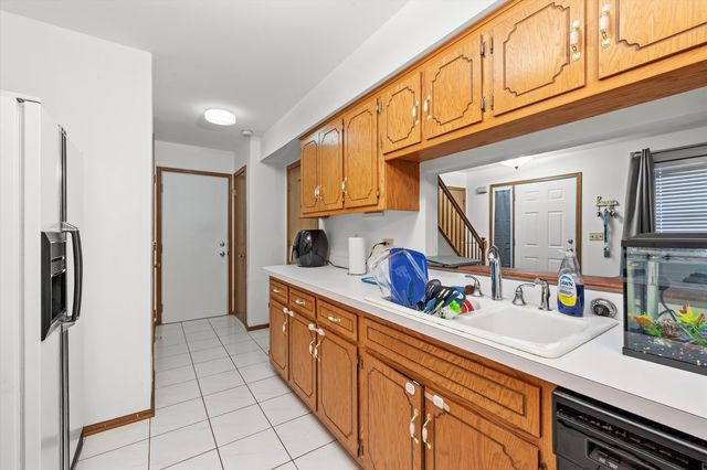 4343 W Emerald Way Street, Alsip, IL 60803