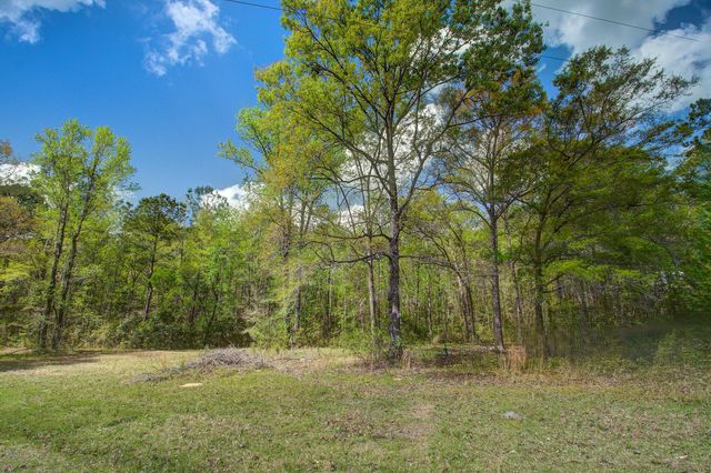 5865 Octavia, Ravenel, SC 29470