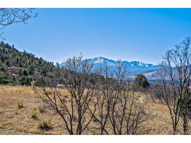 6140 Canyon Springs, Colorado Springs, CO 80918