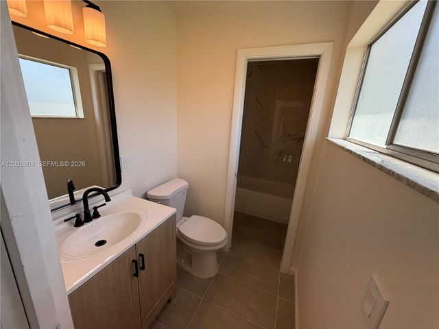653 NE Atlas Avenue, Palm Bay, FL 32905