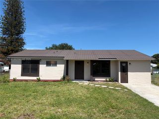 653 NE Atlas Avenue, Palm Bay, FL 32905