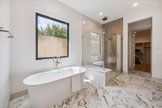 1341 Candlelight Lane, Houston, TX 77018